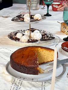 Cake and biscuits on the table