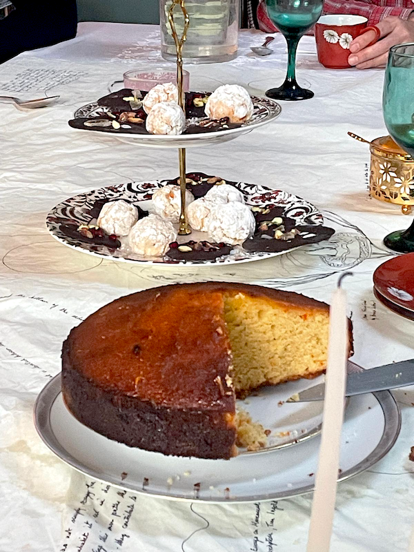 Cake and biscuits on the table